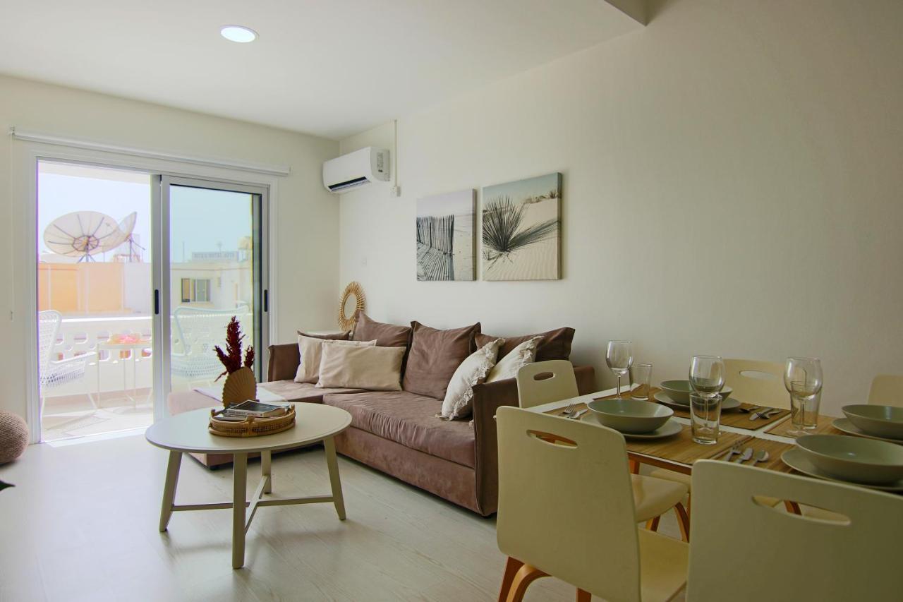 Phaedrus Living: City View Fountain Court 113 Ajía Nápa Kültér fotó